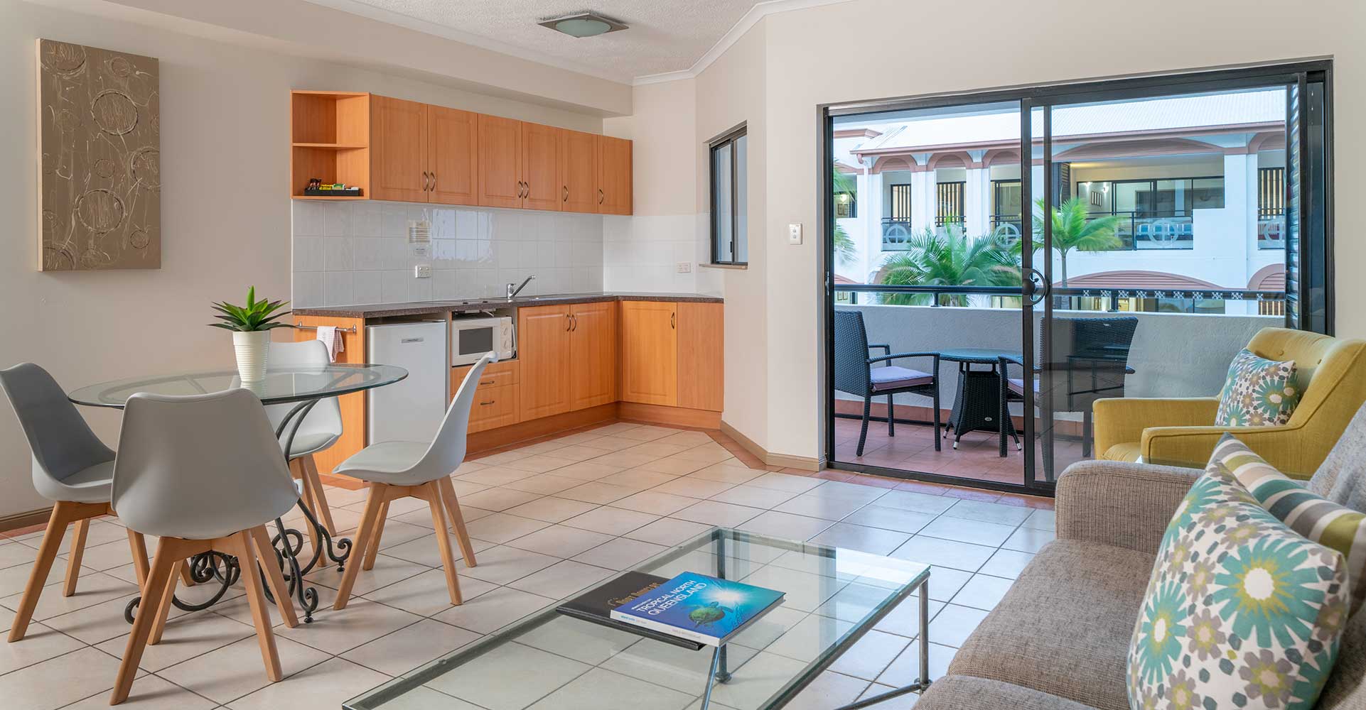 regal port douglas one bedroom with indoor jacuzzi